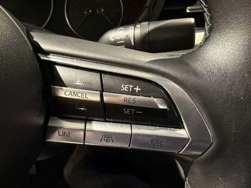 Mazda 3 bild 16