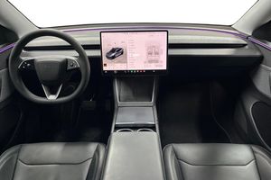 Tesla Model Y bild 11