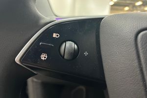 Tesla Model Y bild 23