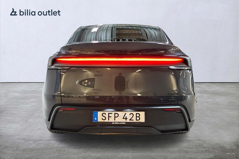 Tesla Model Y bild 7