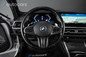 BMW 330 bild 18