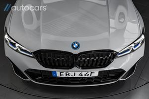 BMW 330 bild 10