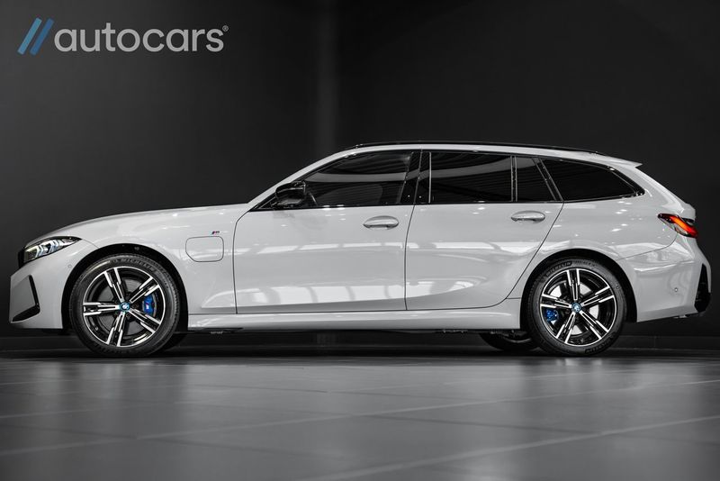 BMW 330 bild 5
