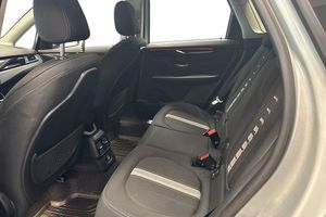 BMW 218 bild 11