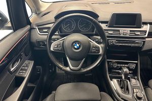 BMW 218 bild 10