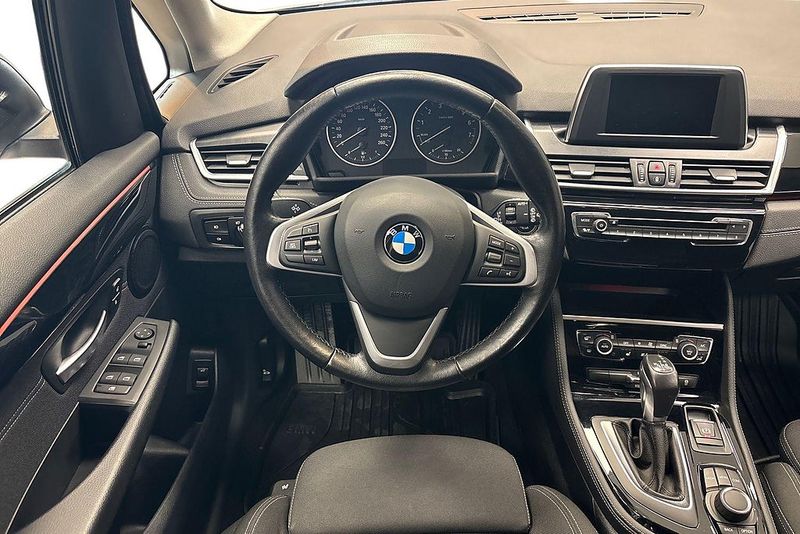 BMW 218 bild 10