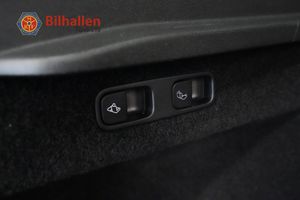 Tesla Model Y bild 31