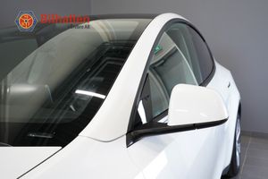 Tesla Model Y bild 4