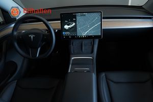 Tesla Model Y bild 12