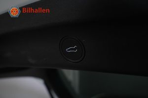 Tesla Model Y bild 30