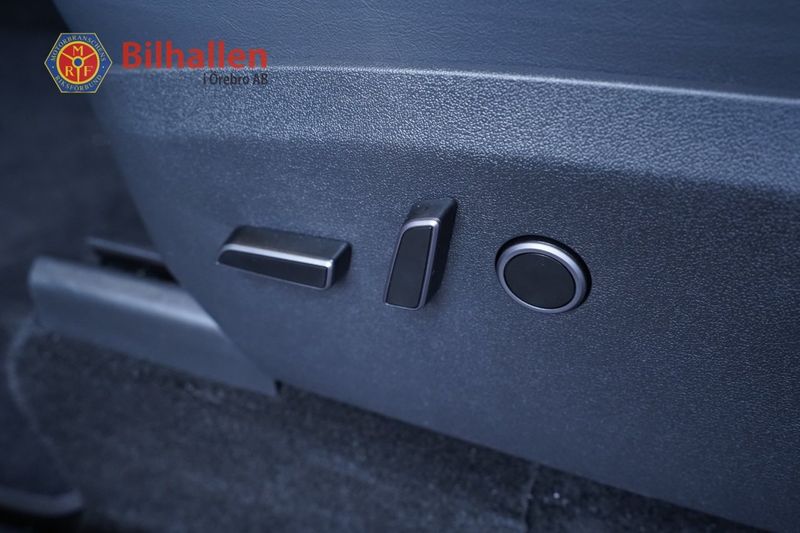 Tesla Model Y bild 20