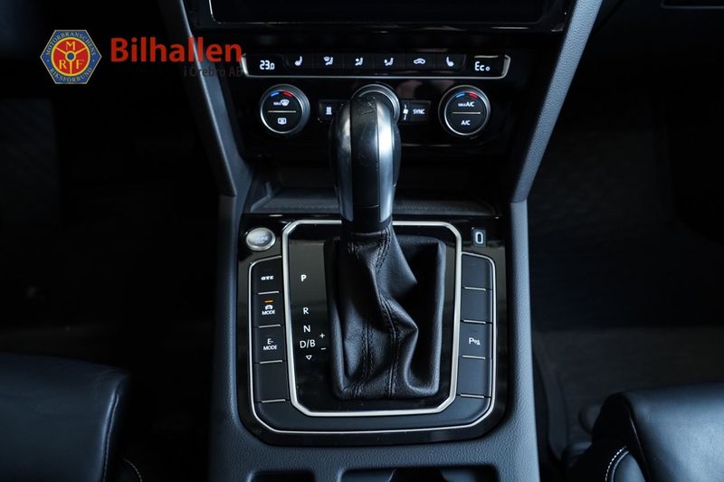 Volkswagen Passat bild 15