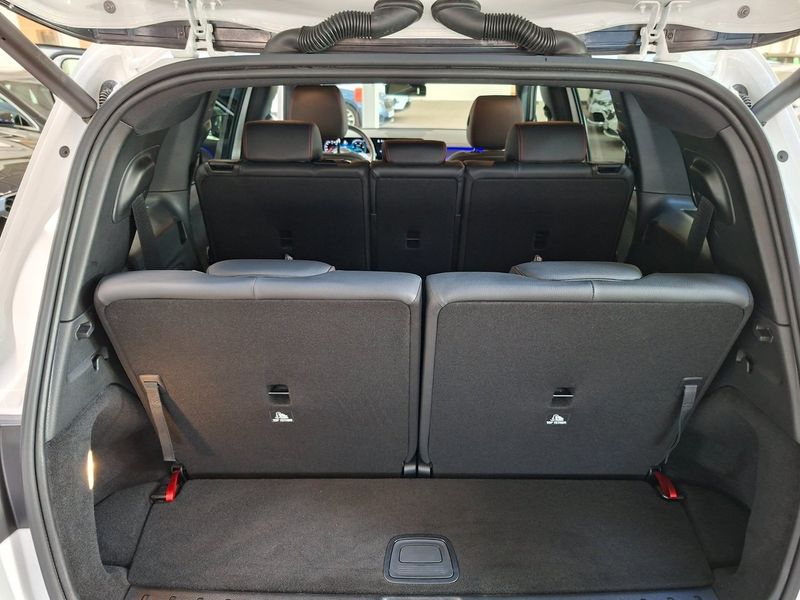 Mercedes EQB300 bild 14