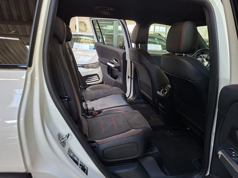 Mercedes EQB300 bild 11