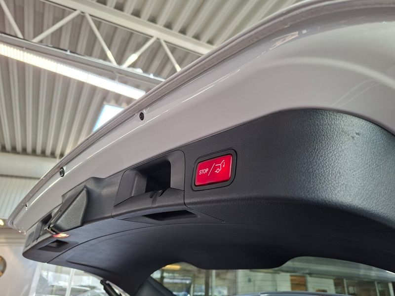 Mercedes EQB300 bild 16