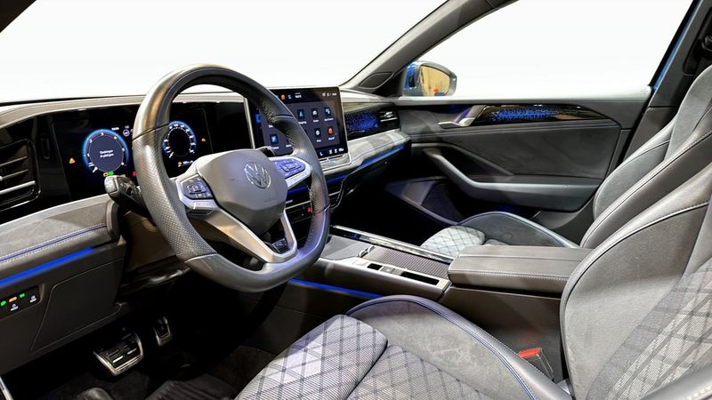 Volkswagen Passat bild 7