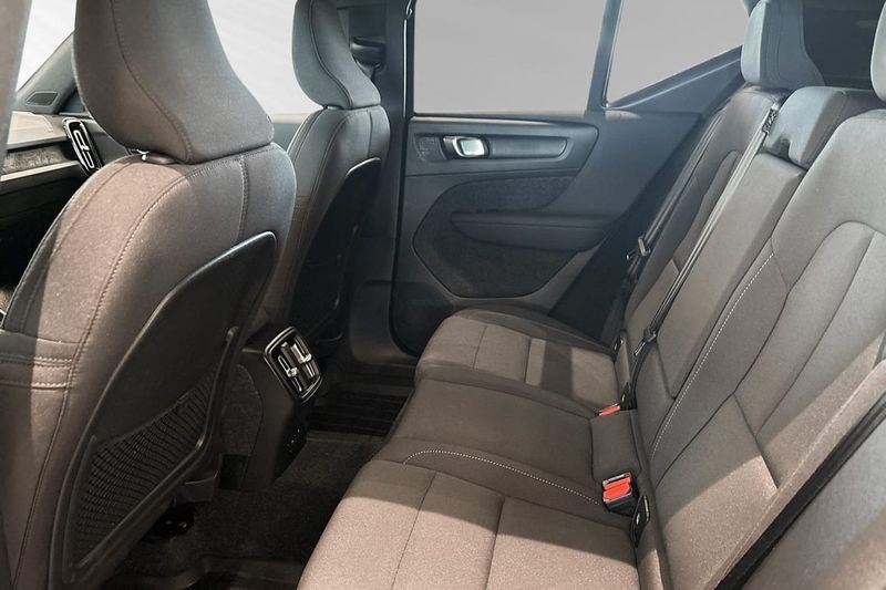 Volvo EX40 bild 8