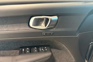 Volvo EX40 bild 22