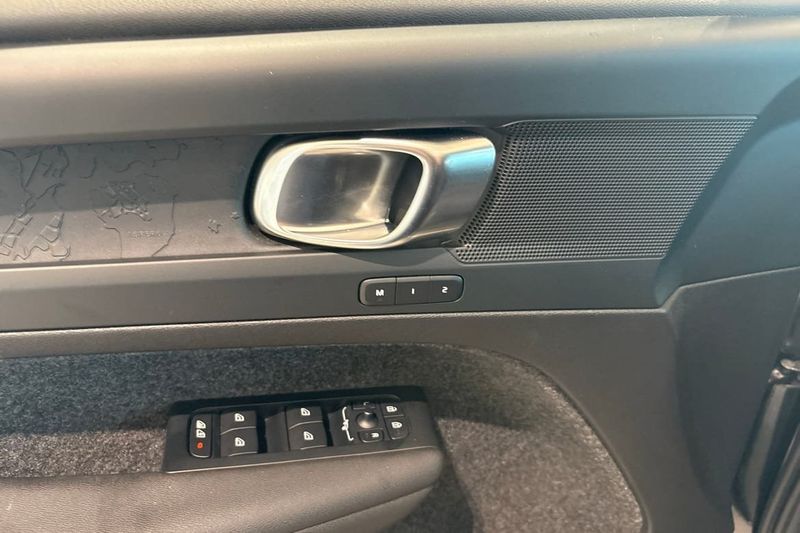 Volvo EX40 bild 22