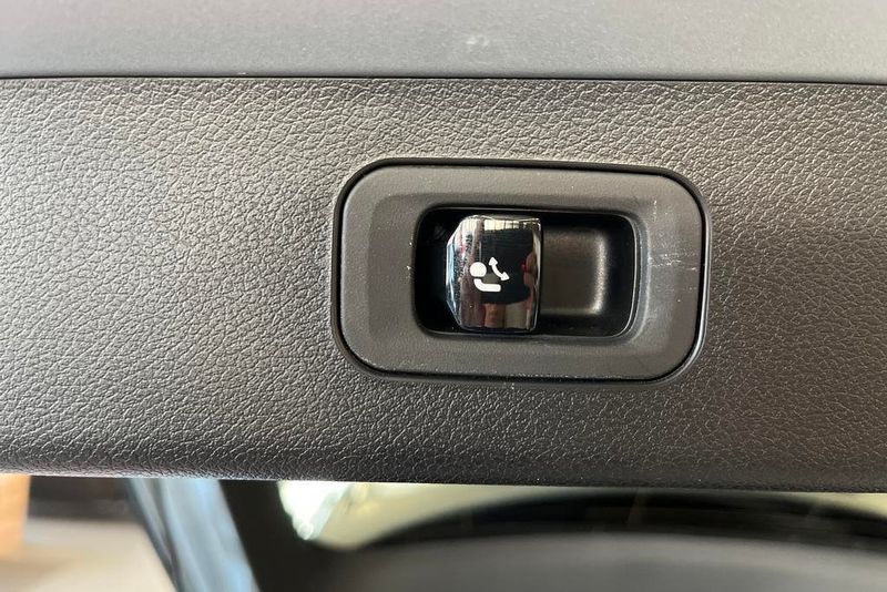 Mercedes E300 bild 16