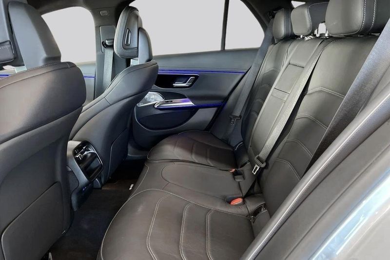 Mercedes E300 bild 9