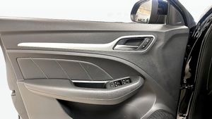 MG ZS EV bild 11