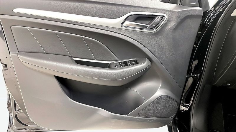 MG ZS EV bild 11