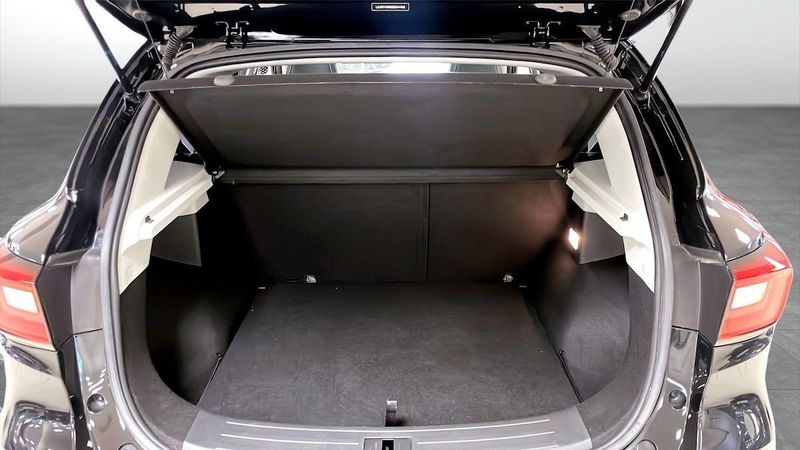 MG ZS EV bild 10
