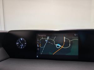 Lexus UX bild 11