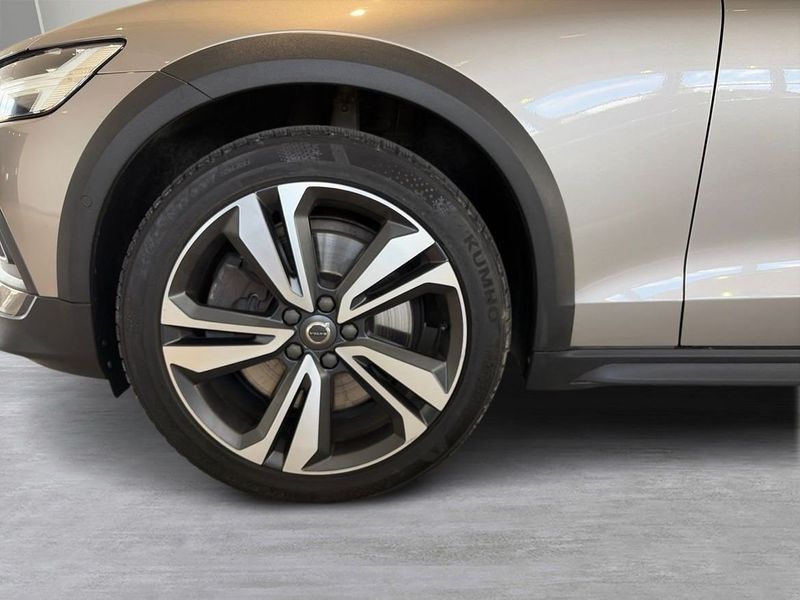 Volvo V60 bild 8