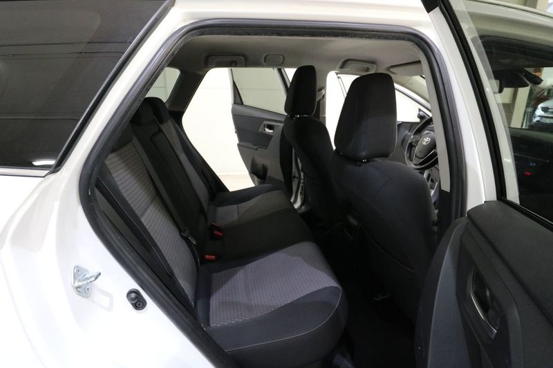Toyota Auris bild 13