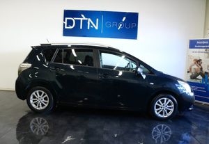 Toyota Verso bild 1