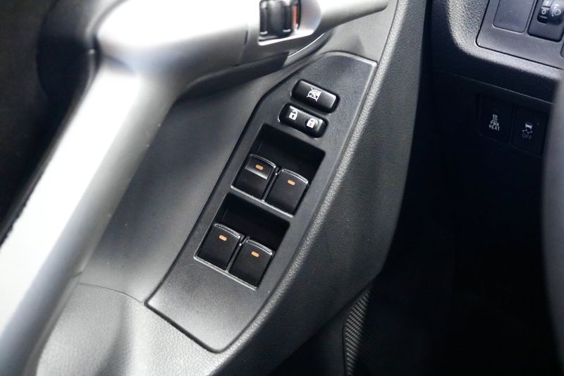 Toyota Verso bild 15