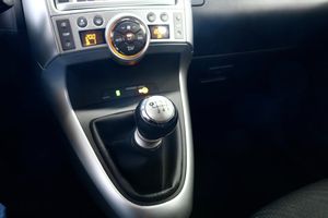 Toyota Verso bild 14