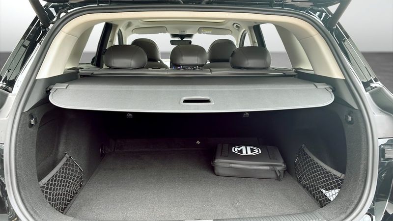 MG S6 EV bild 10