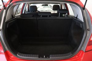Hyundai i30 bild 15