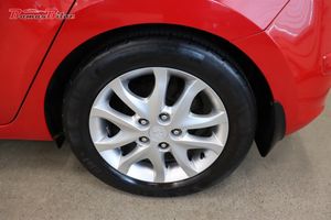 Hyundai i30 bild 13