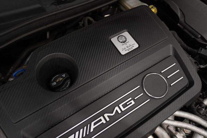 Mercedes CLA45 AMG bild 10