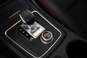 Mercedes CLA45 AMG bild 19