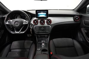 Mercedes CLA45 AMG bild 16