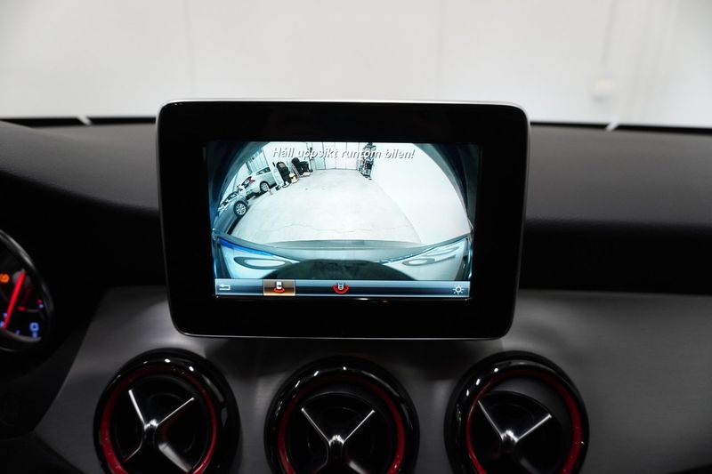 Mercedes CLA45 AMG bild 20