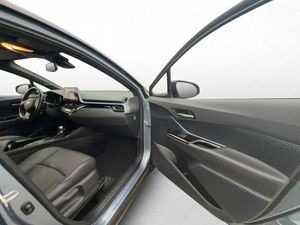 Toyota C-HR bild 28