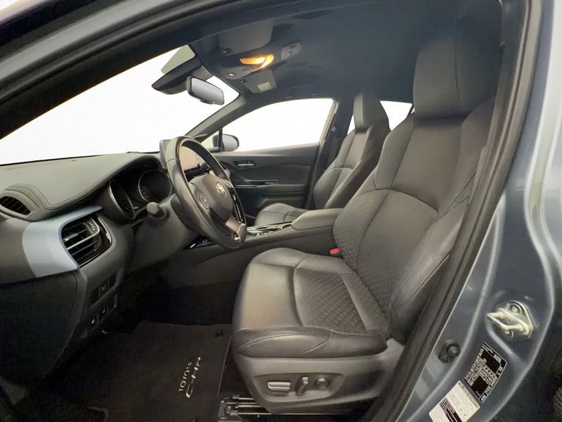 Toyota C-HR bild 12