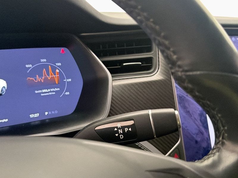 Tesla Model S bild 18