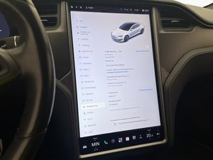 Tesla Model S bild 25