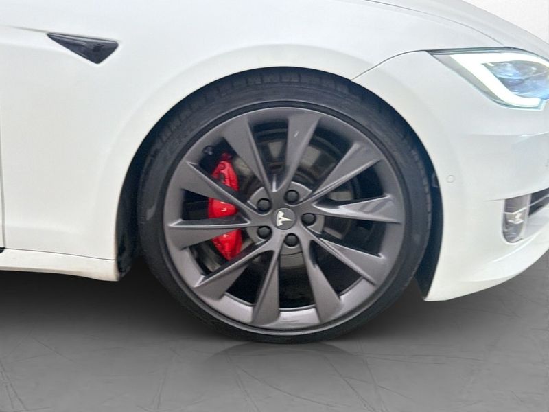 Tesla Model S bild 35