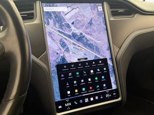 Tesla Model S bild 23