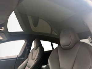 Tesla Model S bild 12