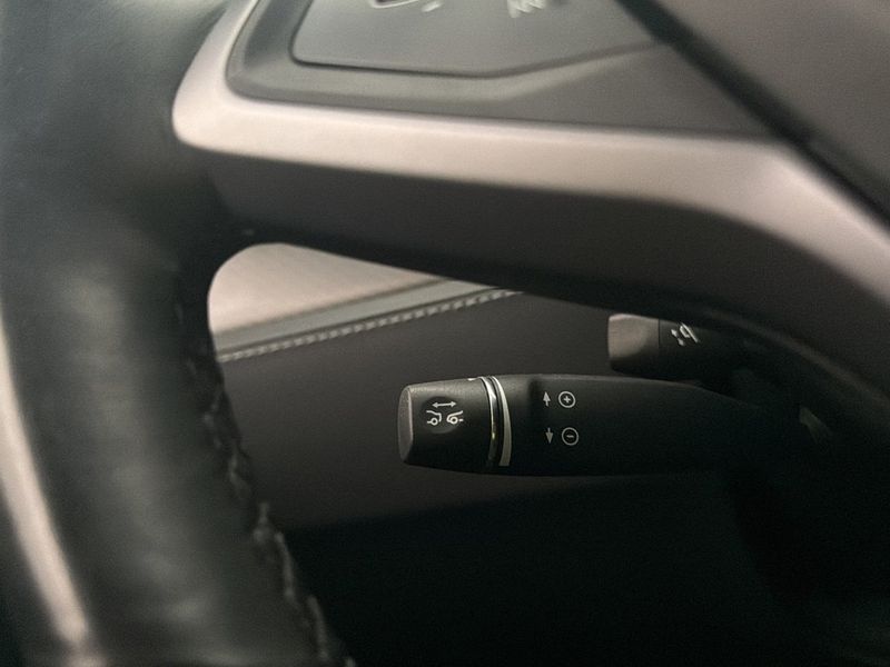 Tesla Model S bild 15