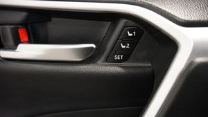 Toyota RAV4 bild 15